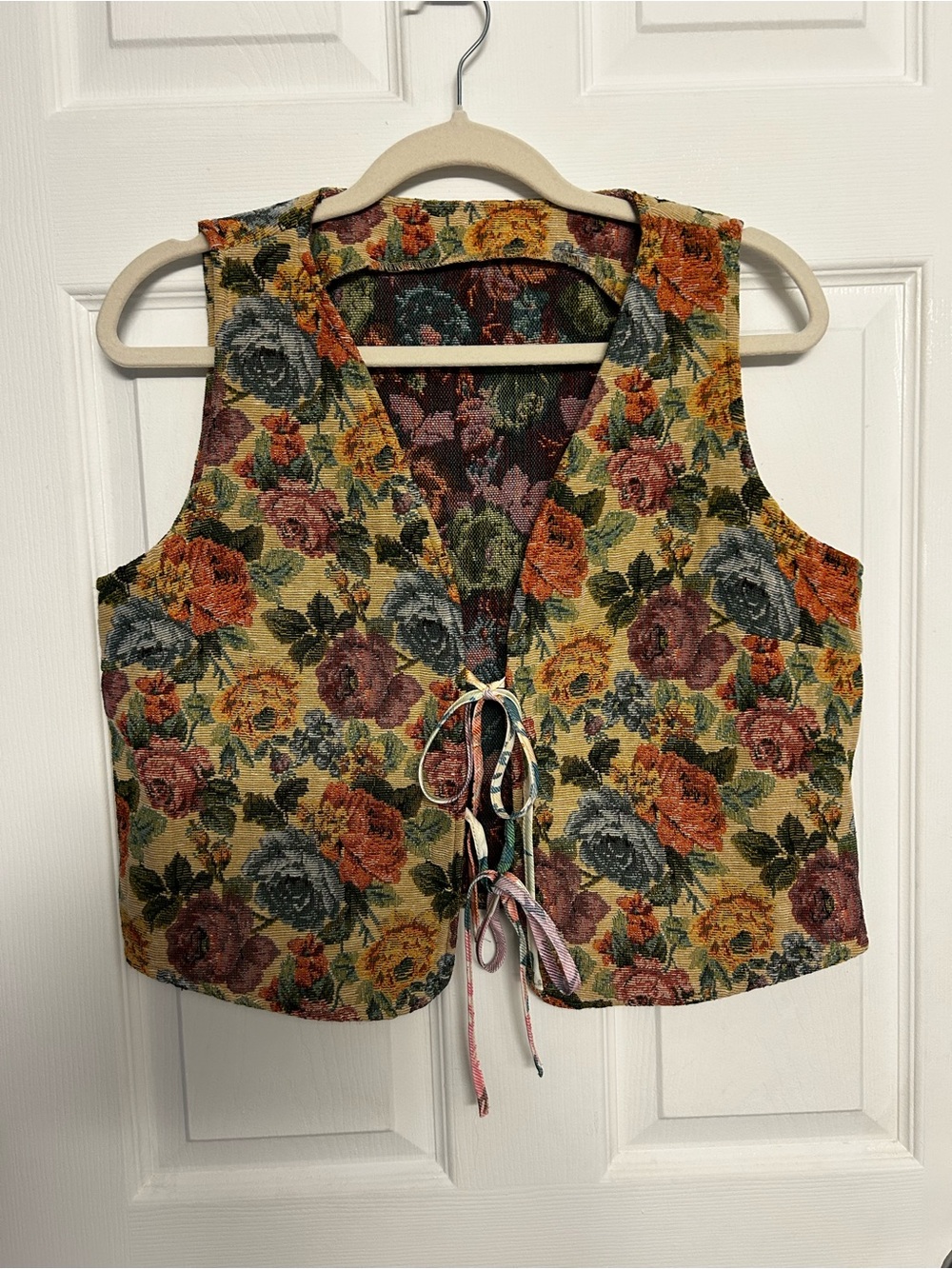 Floral Tapestry Lace-Up Vest - Multicolor Rose